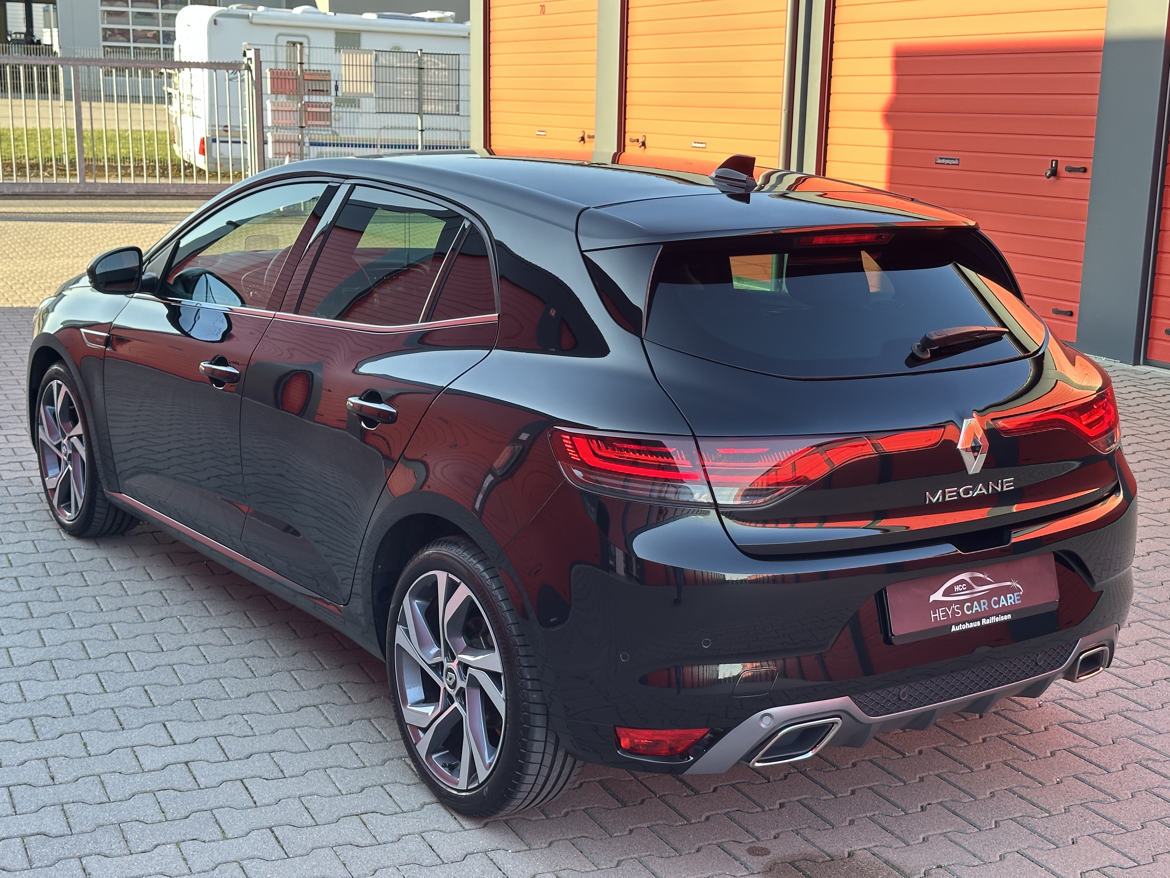 Fahrzeug nach der Aufbereitung bei HCC Hey's Car Care